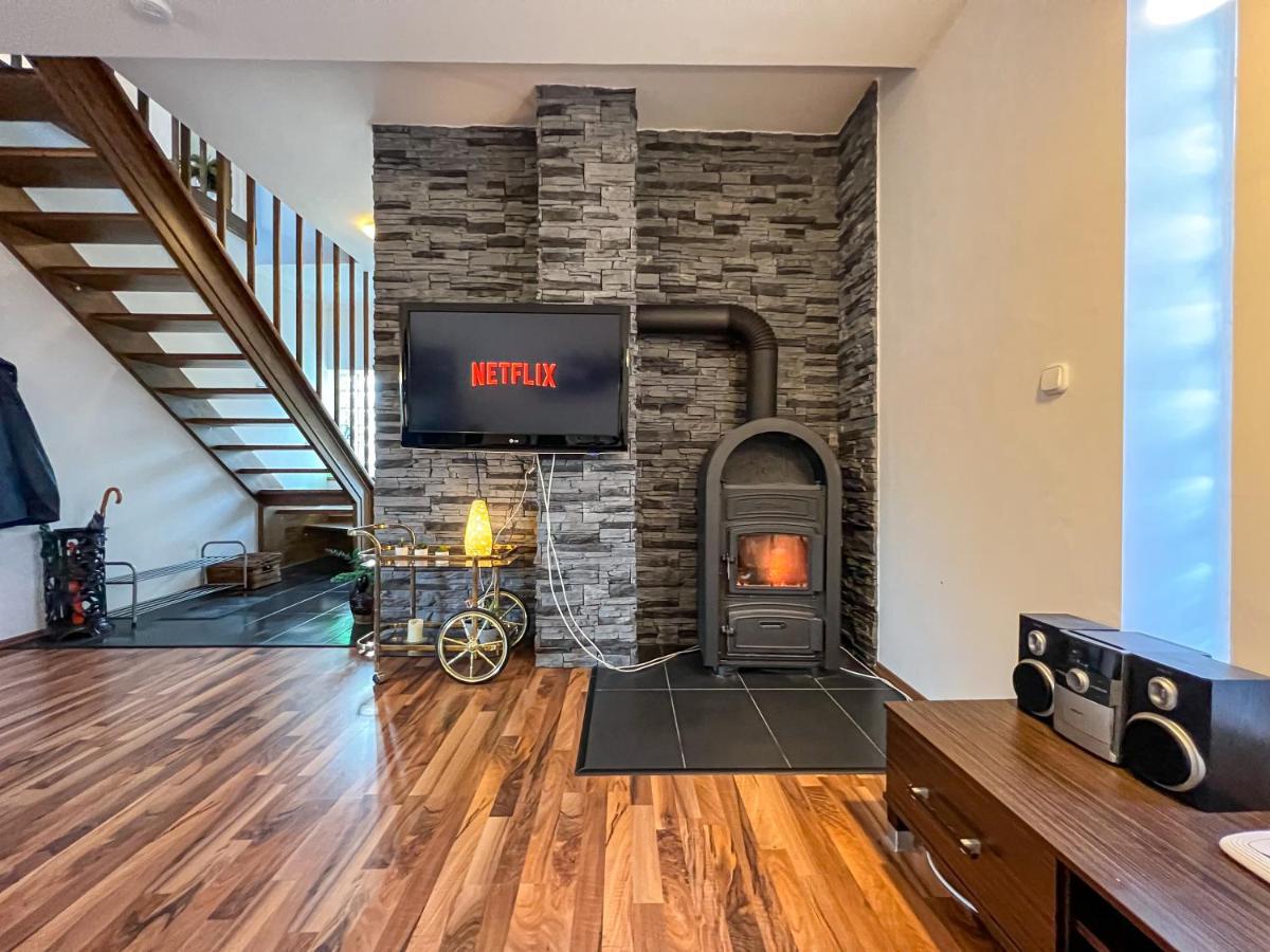 Sunnyside Apartmanhaz Залакарос Екстериор снимка