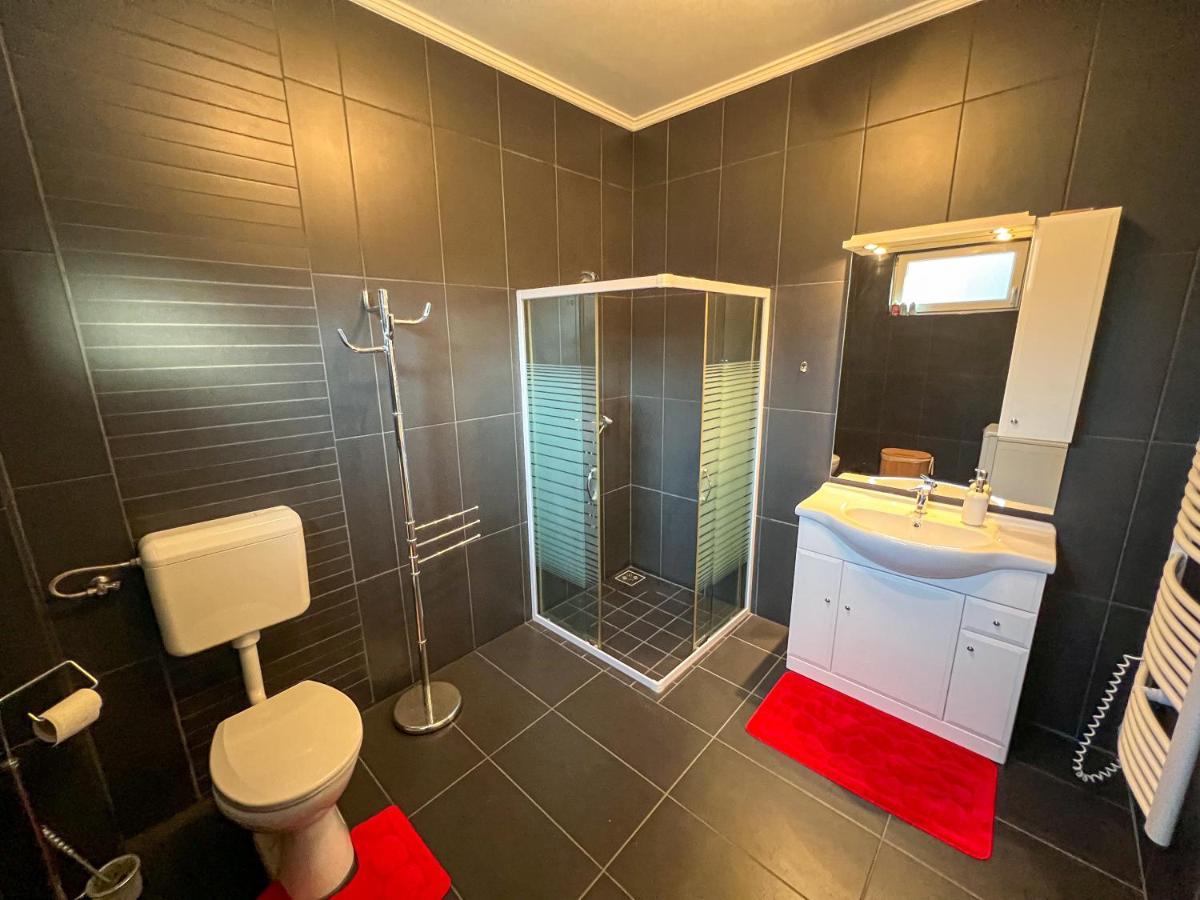 Sunnyside Apartmanhaz Залакарос Екстериор снимка